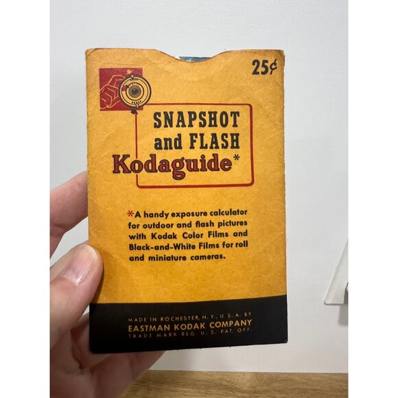 Vintage Kodak Snapshot and Flash Kodaguide - Picture 4 of 5